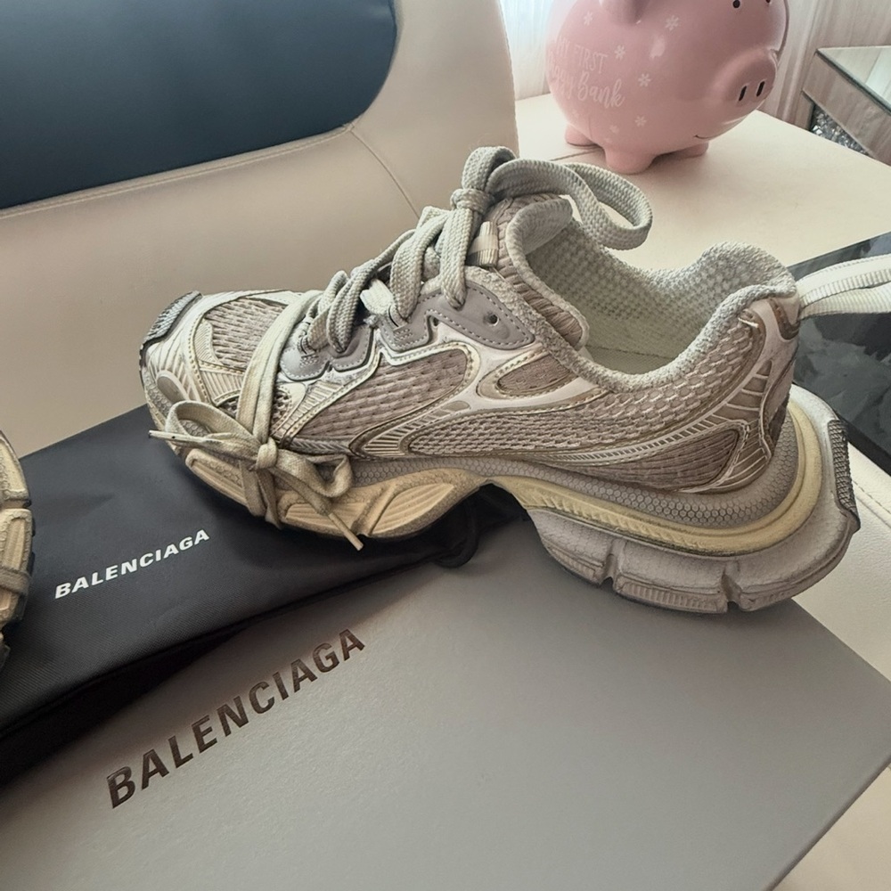Balenciaga Cream and Gray Athletic Shoes - Picture 3 of 6